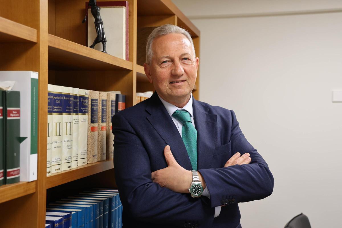 José Antonio Fandiño, decano del Colegio de Procuradores de Vigo.