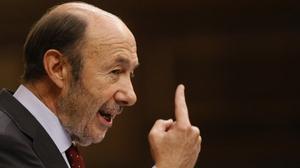 Rubalcaba assegura que els Pressupostos són increïbles, ineficaços i injustos.