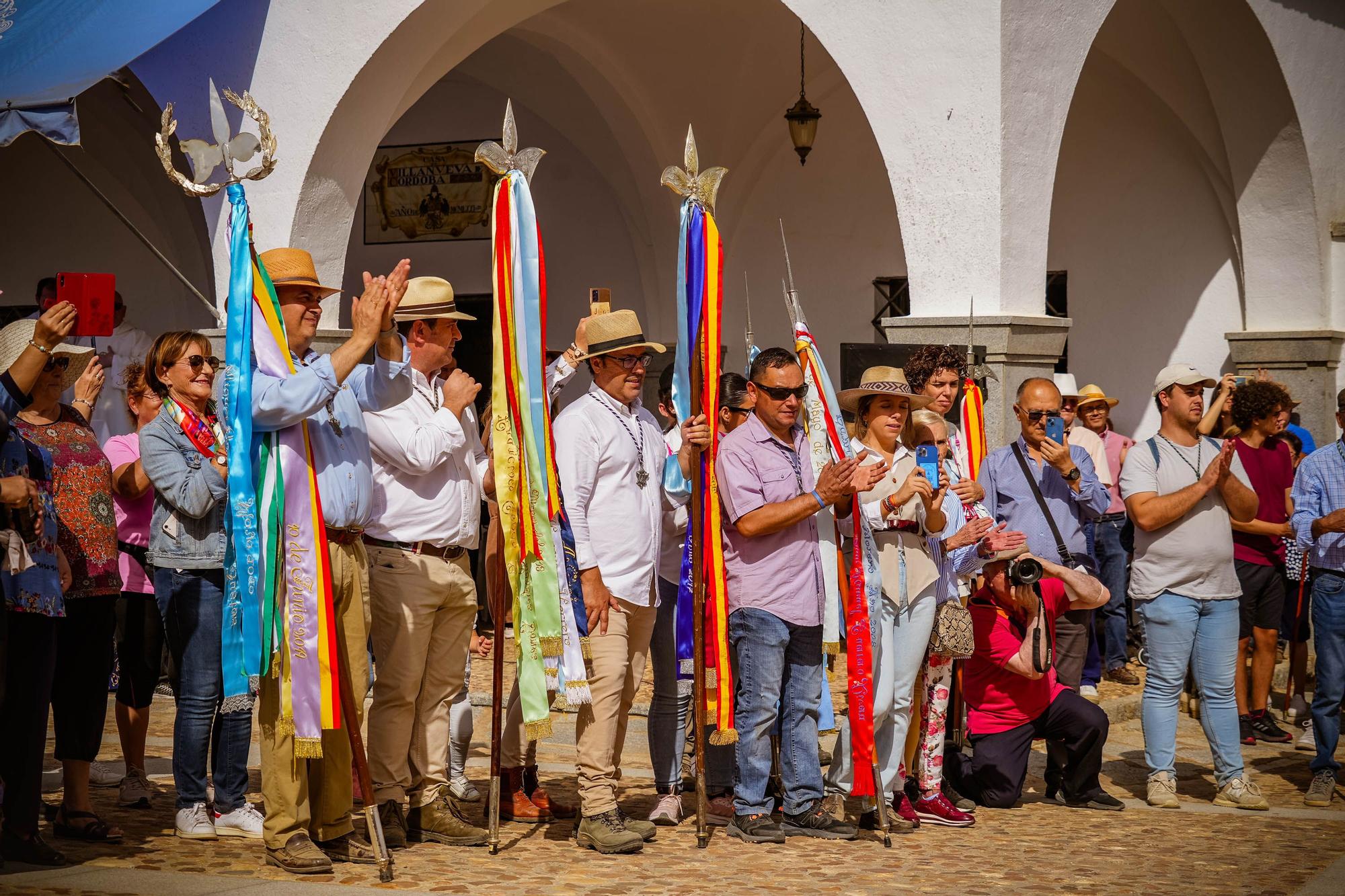 La Virgen de Luna regresa a su ermita rodeada de romeros