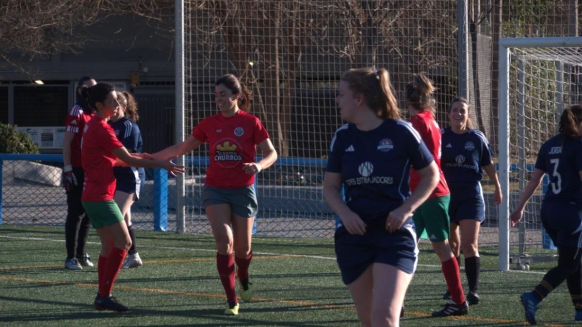 Fulanita de Tal, un ejemplo de valentía y éxito futbolístico