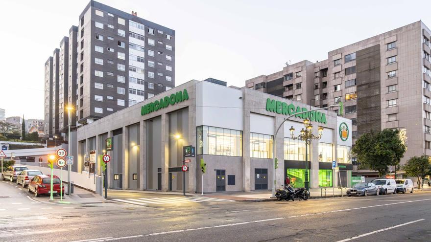 Qué supermercados, tiendas y centros comerciales abren en Vigo este 15 de agosto: todos los horarios