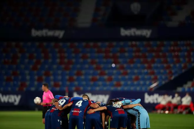 Las imágenes del Levante UD Huesca