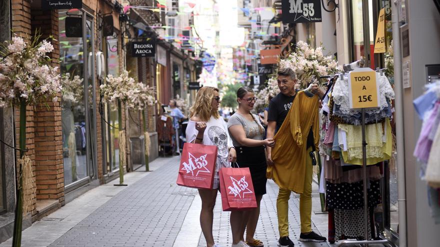 Los 35.000 empleados del comercio esperan la revisión del convenio