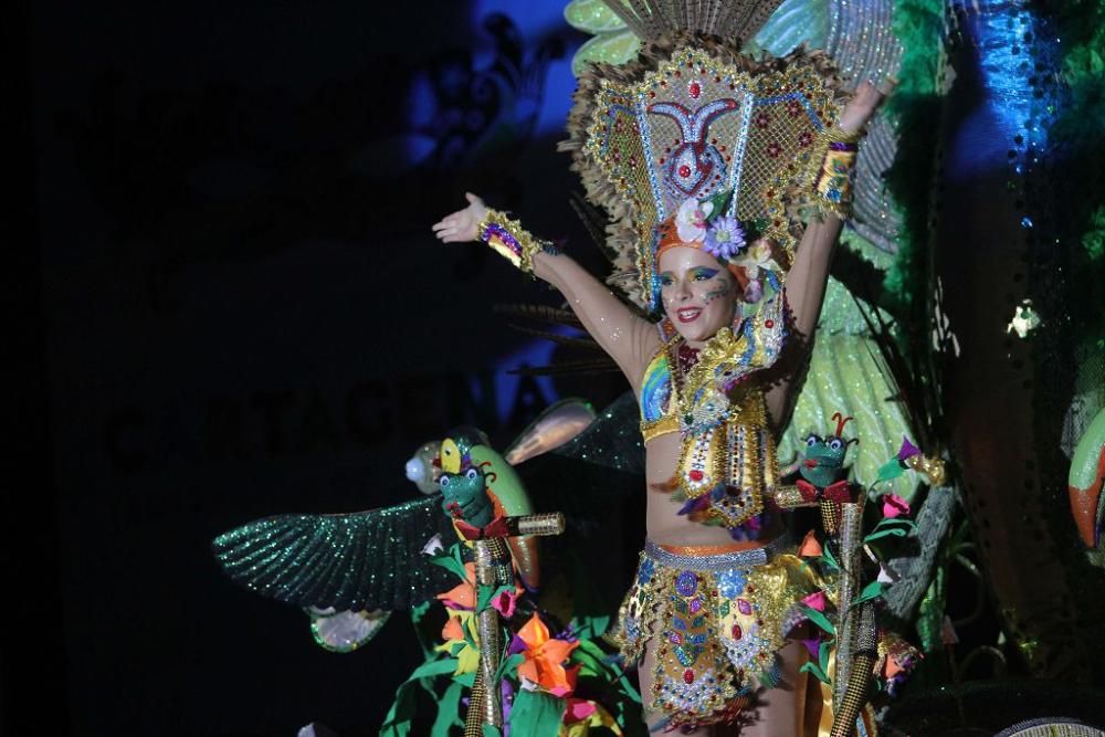 Andrea Guerrero, de la comparsa Los Gnomos, reina infantil del Carnaval de Cartagena 2017