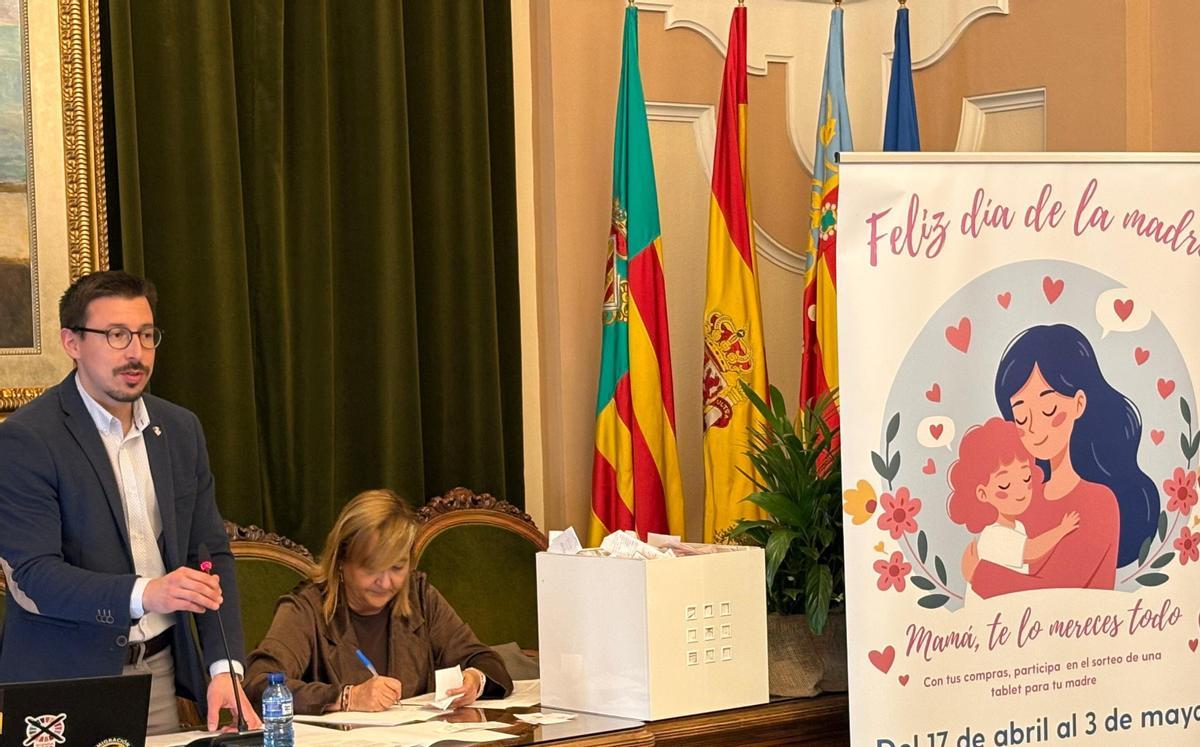 El concejal de Comercio, Alberto Vidal, este martes.