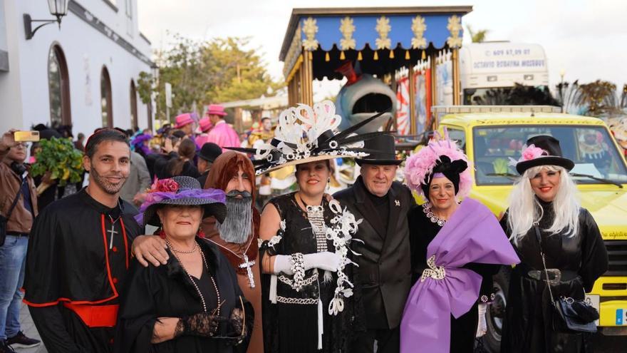 Del entierro de la sardina de Arrecife al carnaval turístico de Puerto del Carmen