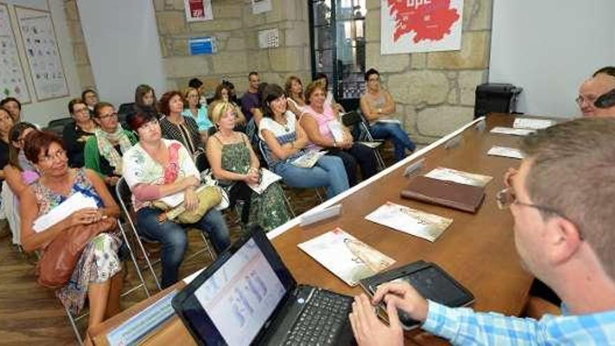 Asistentes al curso organizado por APE-Galicia. // Gustavo Santos