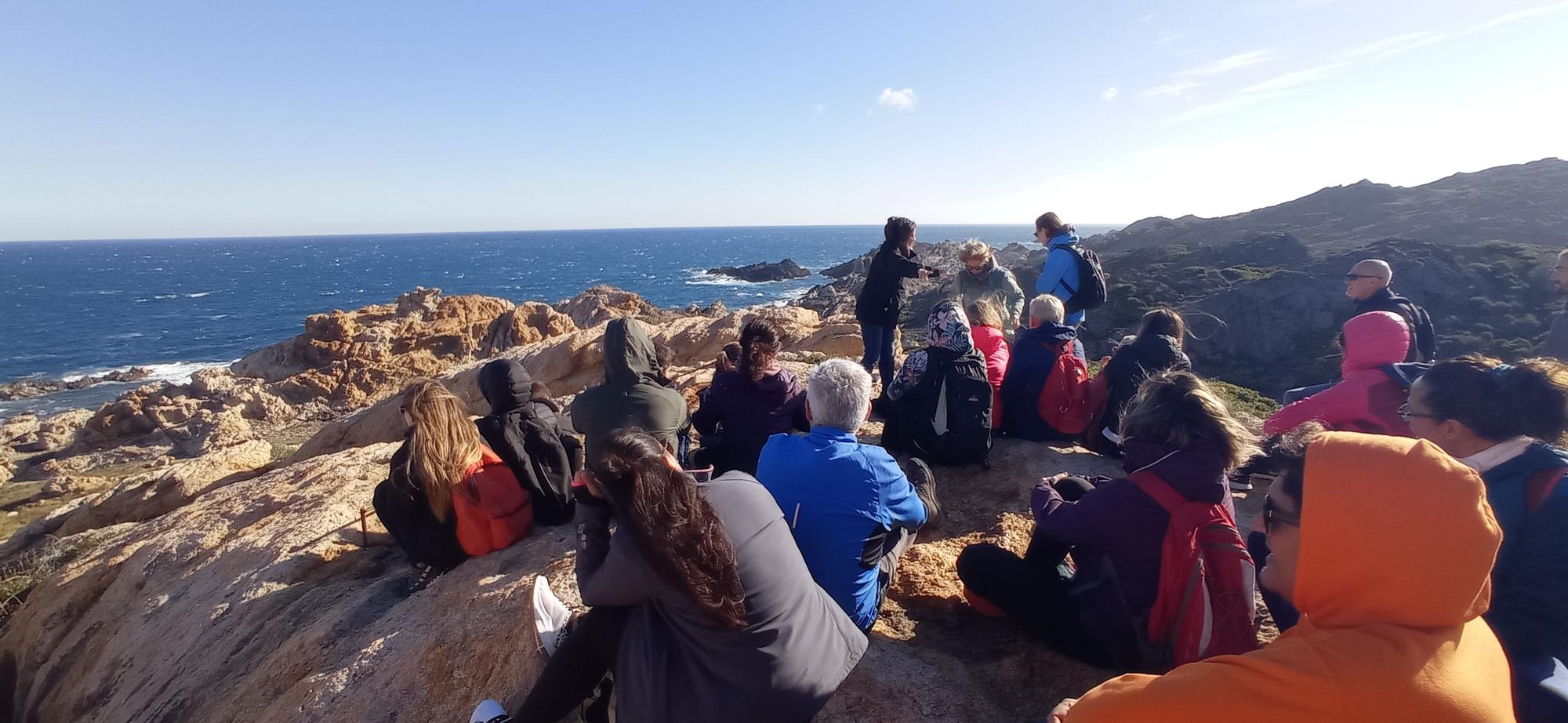 Els docents de l'Alt Empordà adquireixen els coneixements de l'entorn al cap de Creus