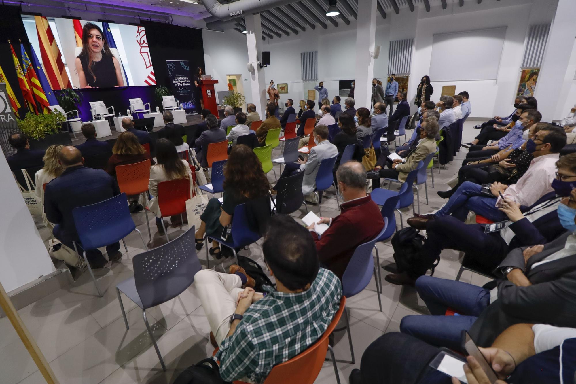 Alcoy celebra el primer Congreso «Ciudades Inteligentes y Big Data»