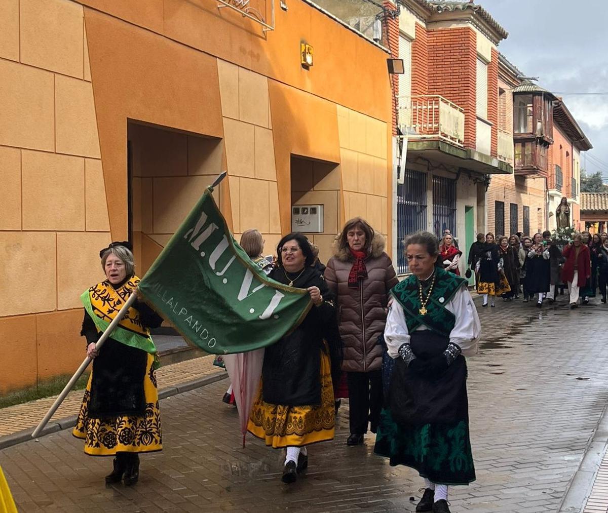GALERÍA | Las mujeres de Villalpando honran a Santa Águeda
