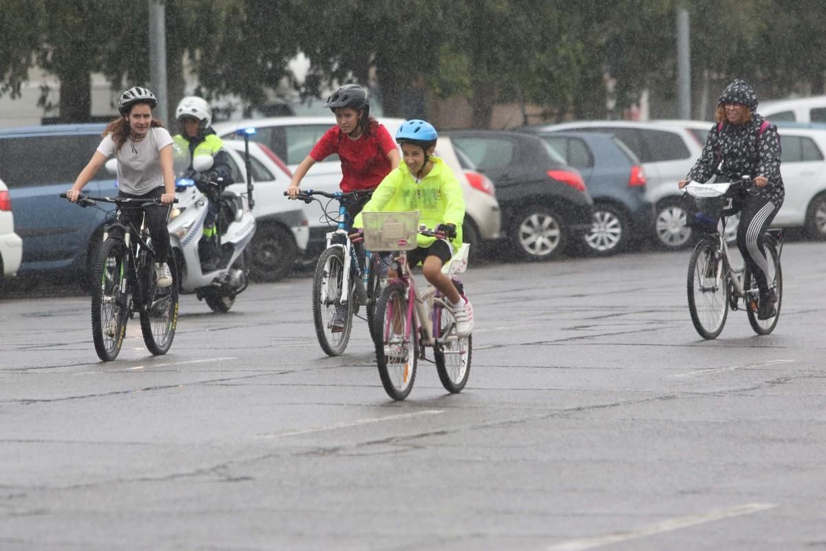 La Fiesta de la Bicicleta desafía a la lluvia