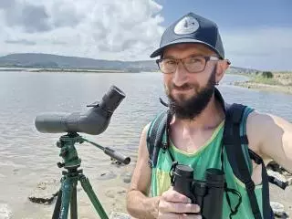 Xabier Varela, ornitólogo de Arteixo: "Case a metade das especies de aves rexistradas en Galicia pasaron polo encoro do Rosadoiro"