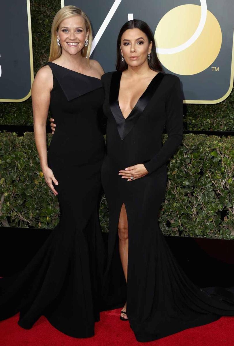 Reese Witherspoon y Eva Longoria posan juntas en la alfombra roja