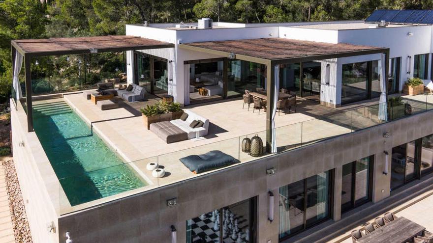 La venta de &quot;casas para ricos&quot; dispara el valor de las hipotecas en Baleares