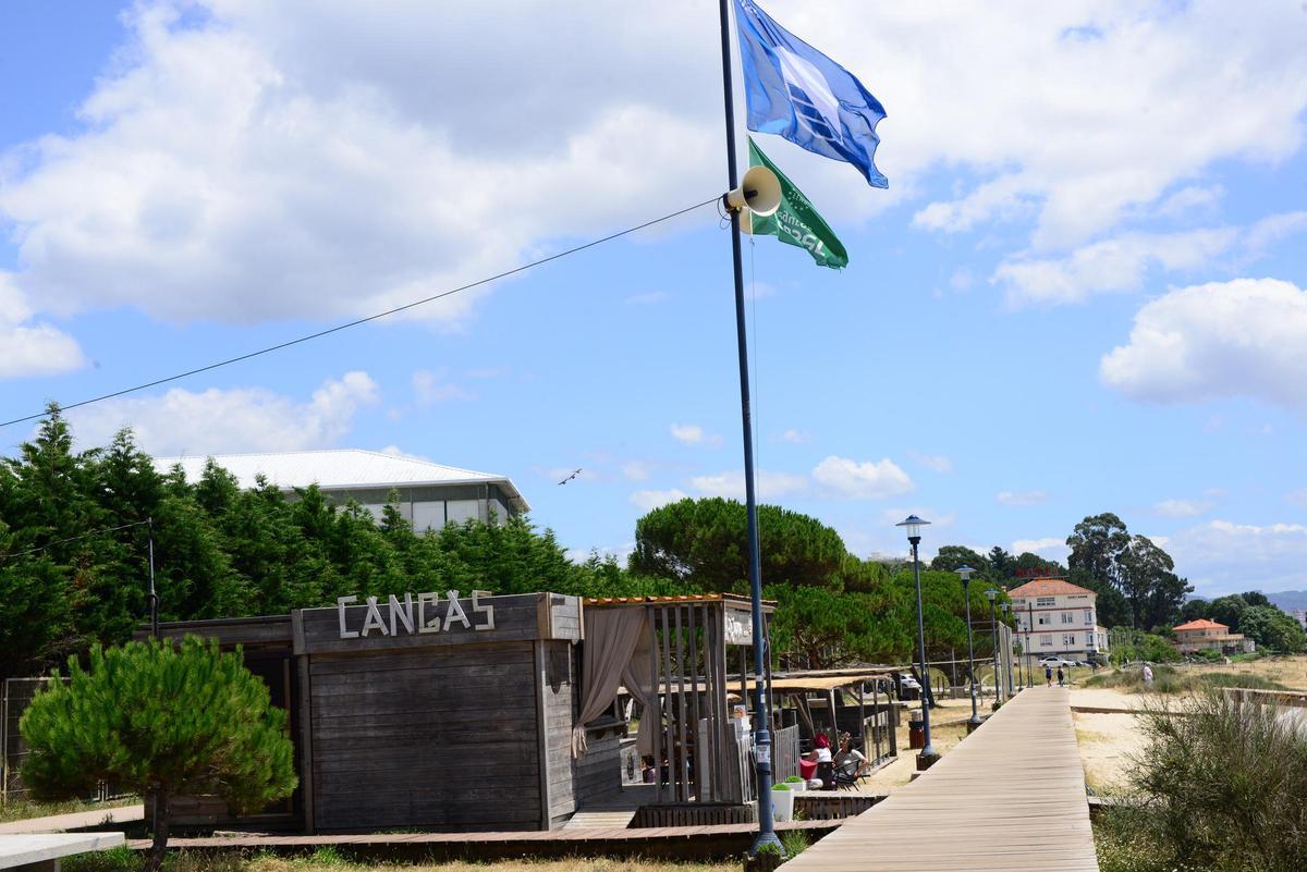 La playa de Rodeira es uno de los arenales cangueses que pierde la bandera azul con respecto a 2024.