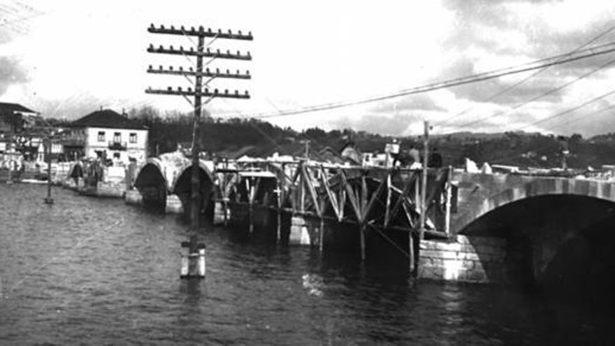 Imagen histórica del puente de O Burgo