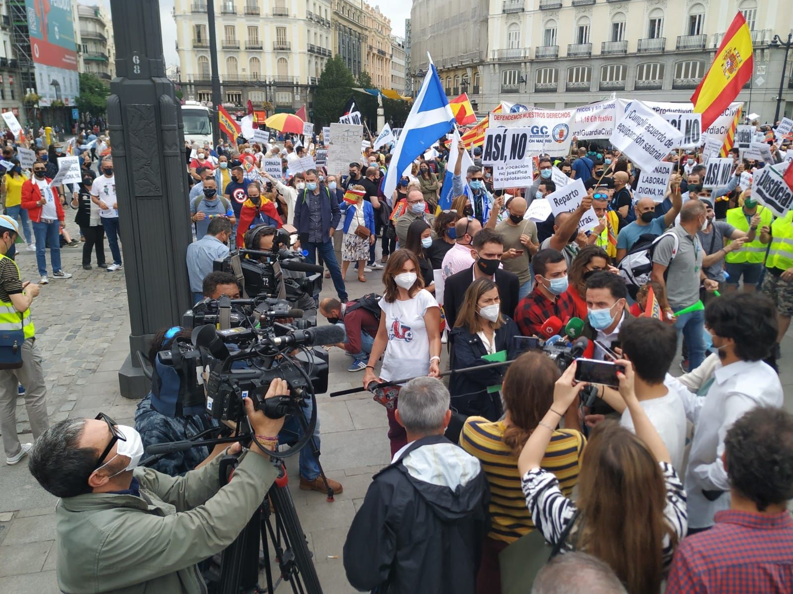 Protesta de guardias civiles en Madrid por sus condiciones laborales