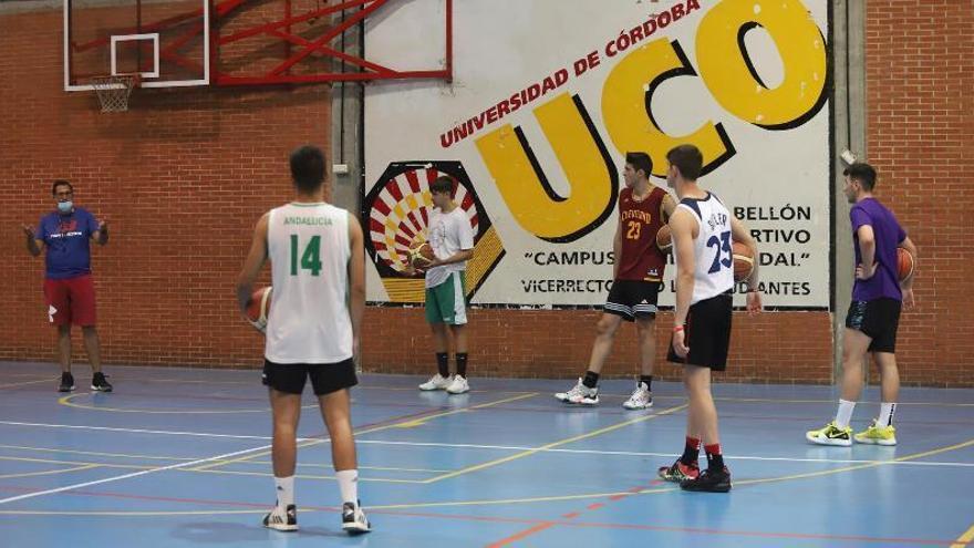 El baloncesto vuelve a la provincia con el amistoso Peñarroya-Andújar