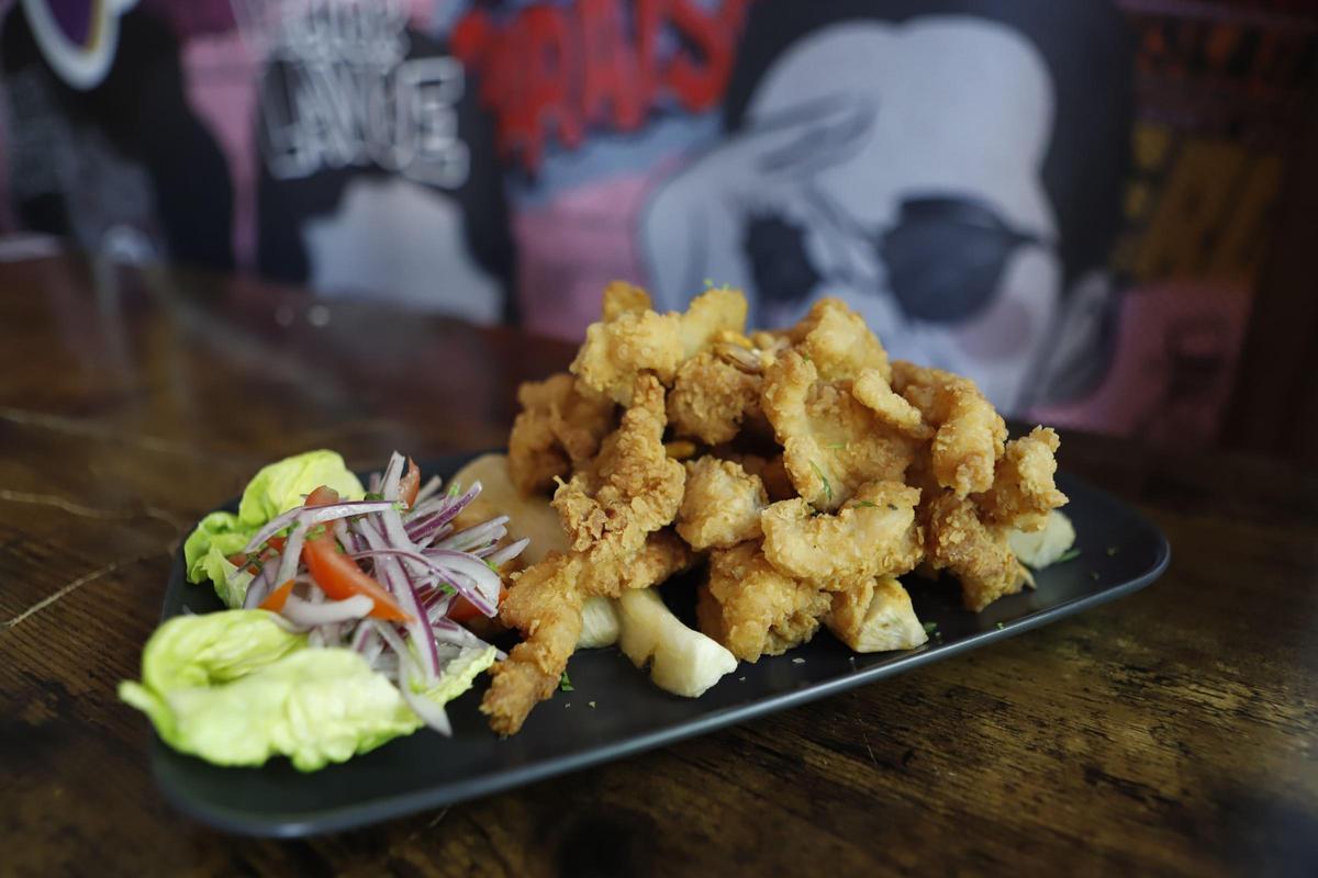 En imágenes | Así es Taberna Don Raul, el pequeño restaurante de Zaragoza donde la gastronomía peruana se hace grande