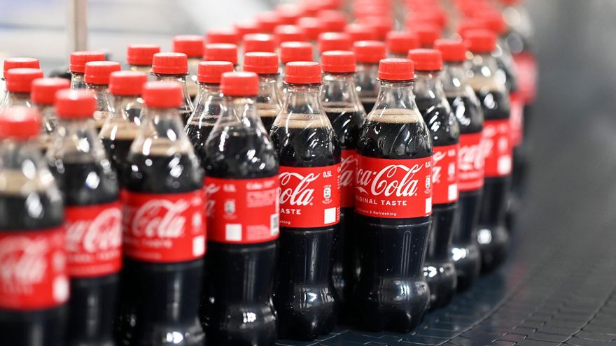 Coca-Cola deja sin gas el anuncio de Trump de que el refresco cambiará el sirope de maíz por azúcar de caña