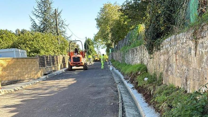 Castrillón reanudará el miércoles las obras de pavimentación de caminos con actuaciones en seis puntos del concejo