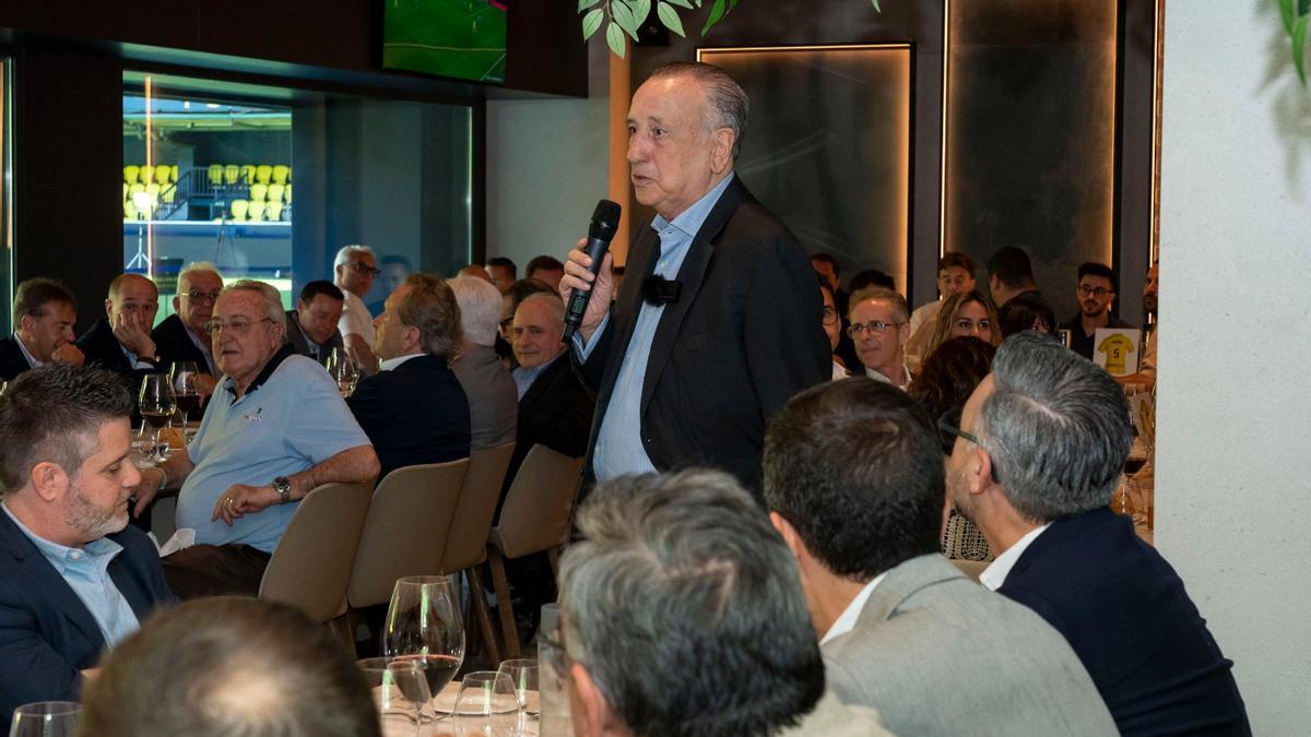 Vídeo: Así ha sido la comida de despedida del Villarreal a una temporada de Champions