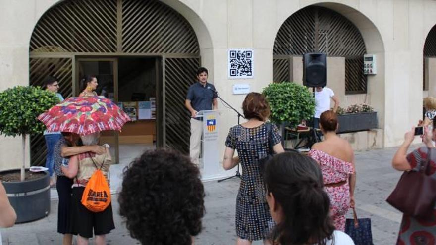 Lectura de un manifiesto en Sant Joan d&#039;Alacant.