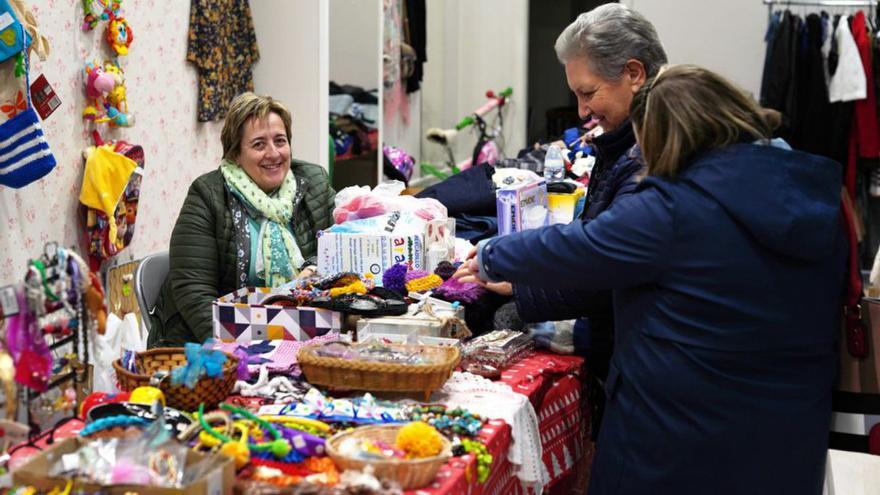 Mercado de Aranes en un bajo de la calle Joaquín Loriga