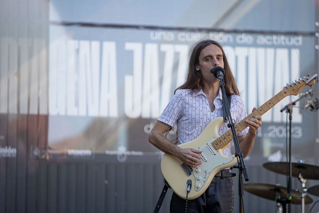 No te pierdas las mejores imágenes de Pol Batlle en el Cartagena Jazz Festival