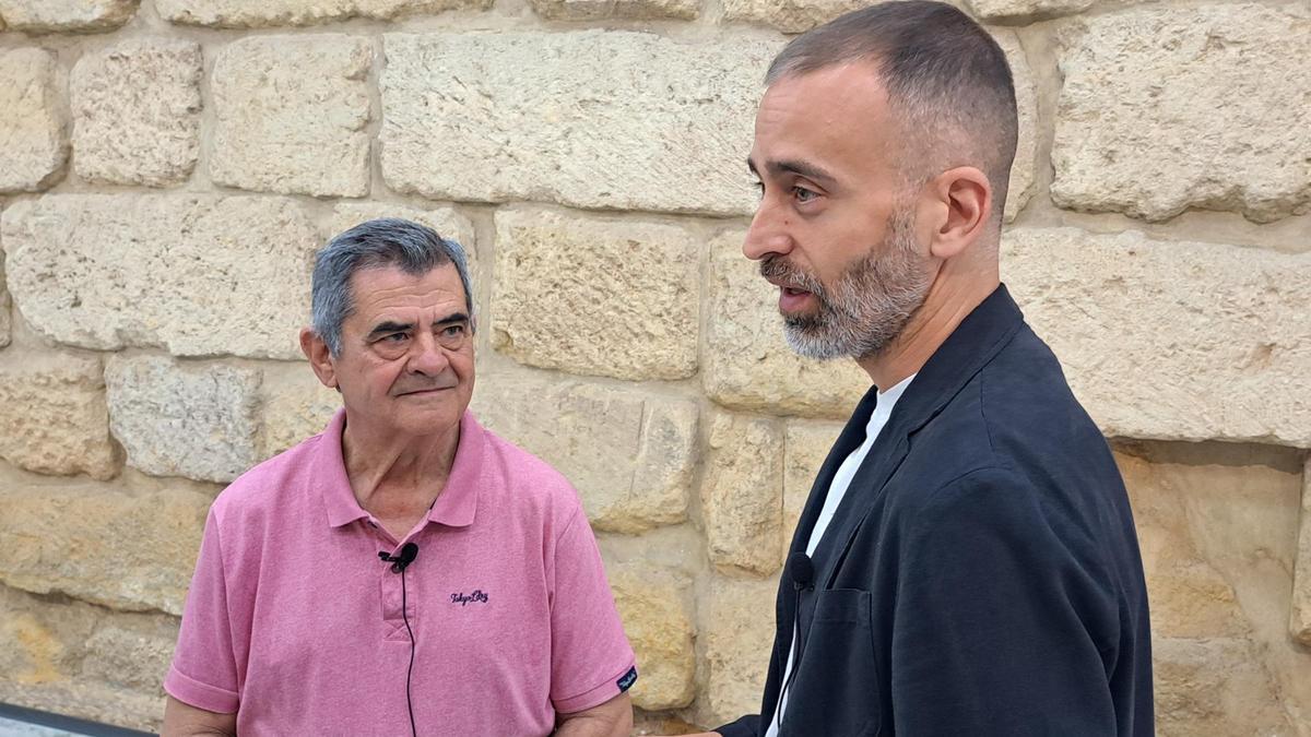 El presidente de la Asociación Puente Romano, Juan Moreno Mata, y el concejal del PSOE Ángel Ortiz.