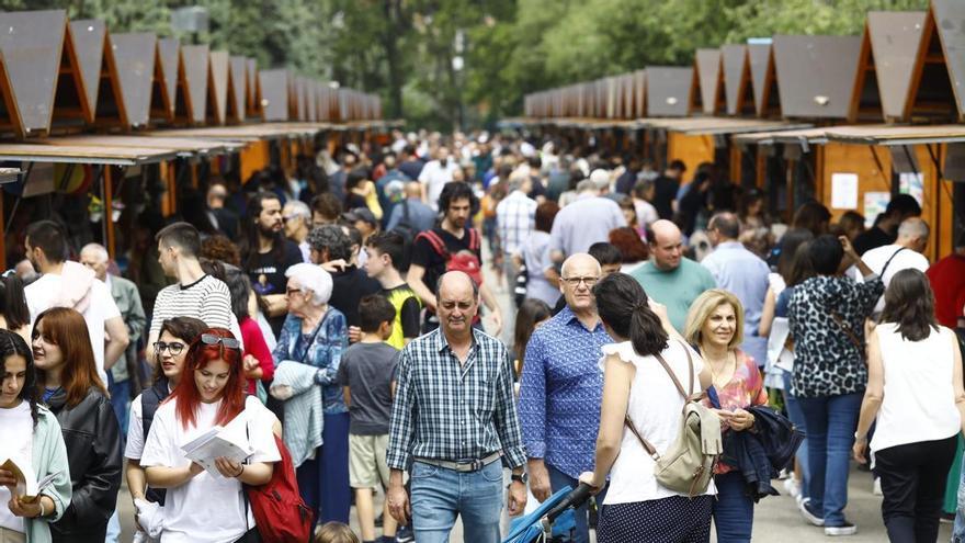 La Feria del Libro de Zaragoza espera gran afluencia de público en su recta final