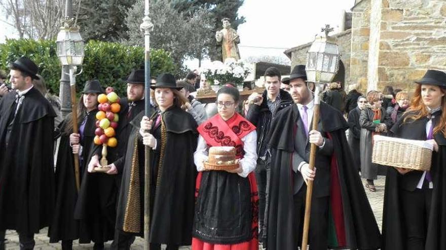 Procesión de San Esteban en Pozuelo de Tábara.