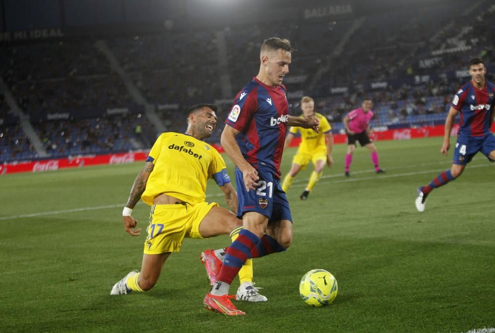 Levante UD - Cádiz, en imágenes