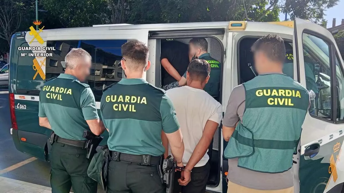 Cinco detenidos por el robo continuado de cableado de cobre en Calzadilla y Moheda de Gata por un valor superior a 18.000 euros