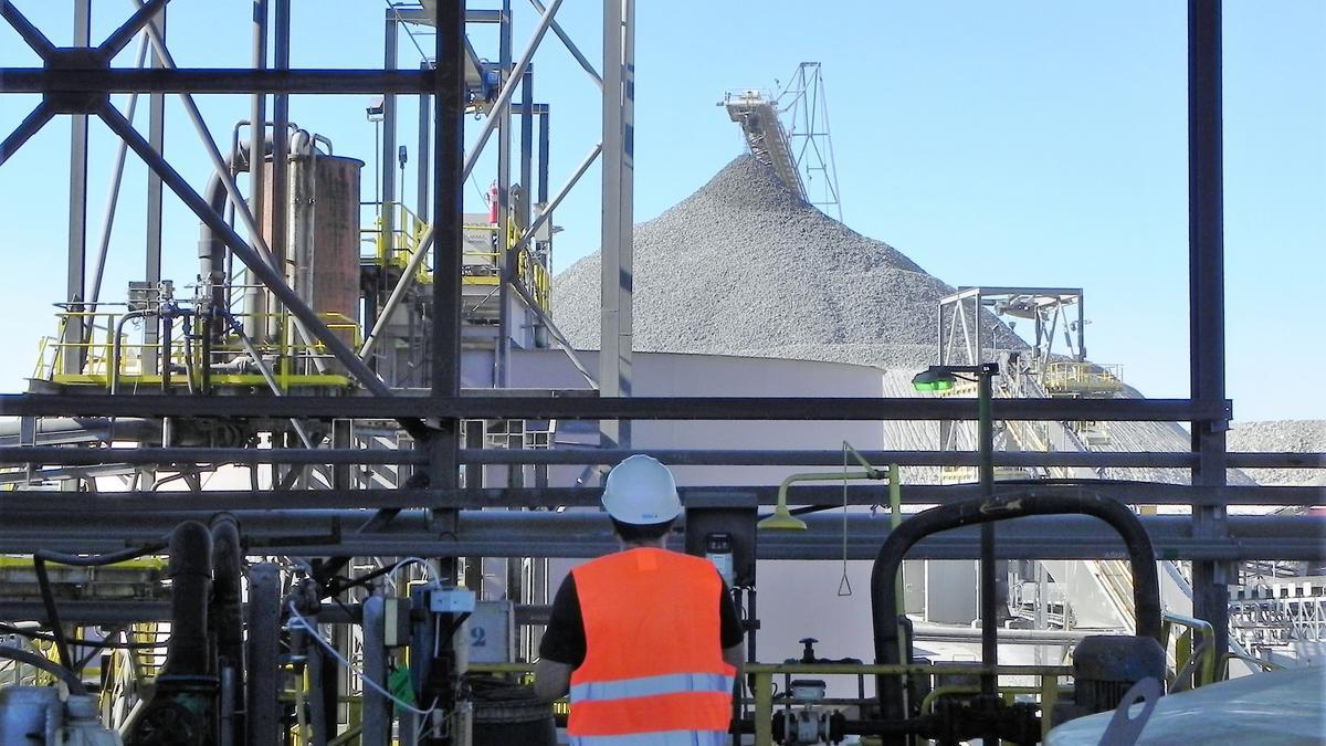 Trabajos en la mina de Aguablanca antes de que cesara su actividad en 2015.