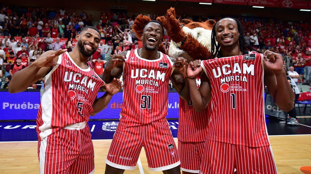 David DeJulius, Dylan Ennis y Michael Forrest son las referencias ofensivas de UCAM Murcia