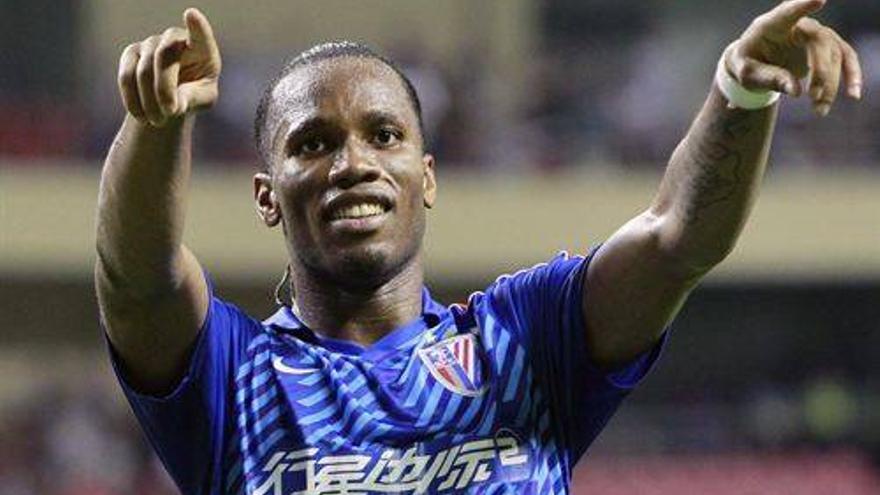 Drogba podría irse al Milan o Juventus en enero