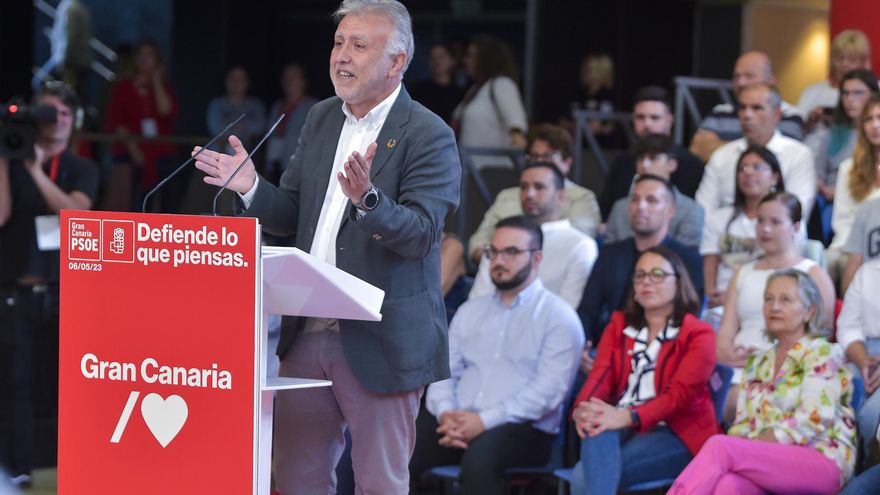 La ministra Montero acude al mitin del socialista Ángel Víctor Torres