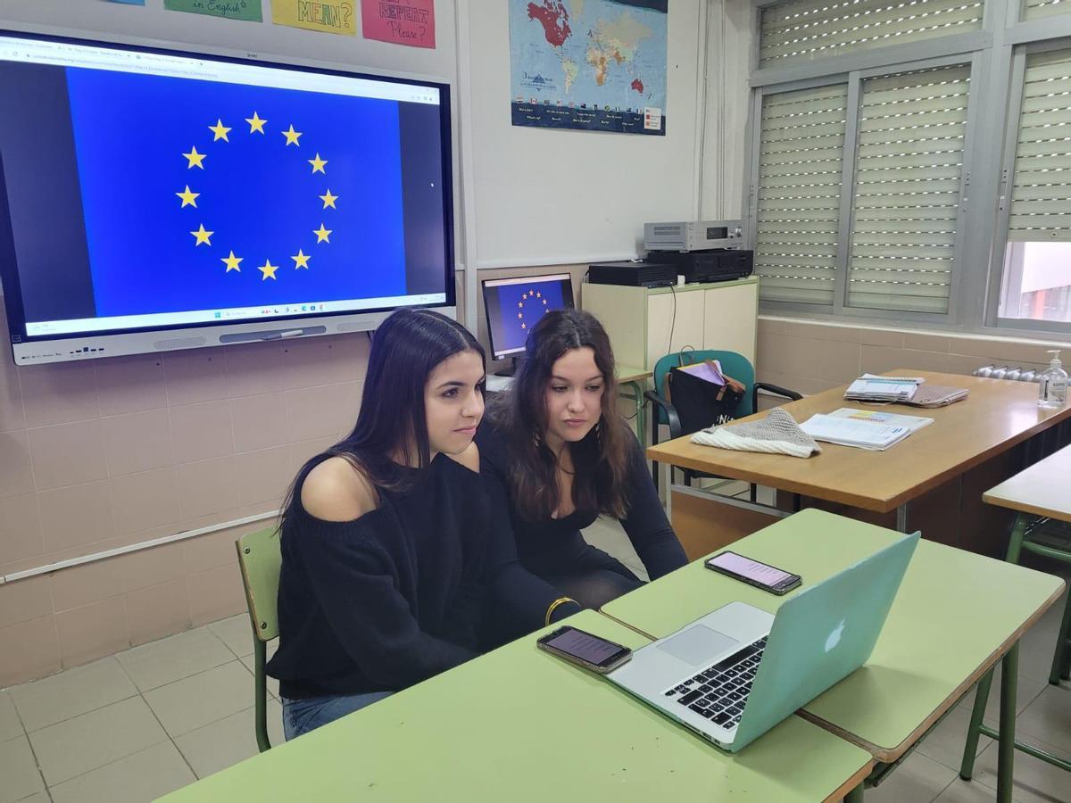 Presentación de uno de los proyectos BIE en el IES María de Molina