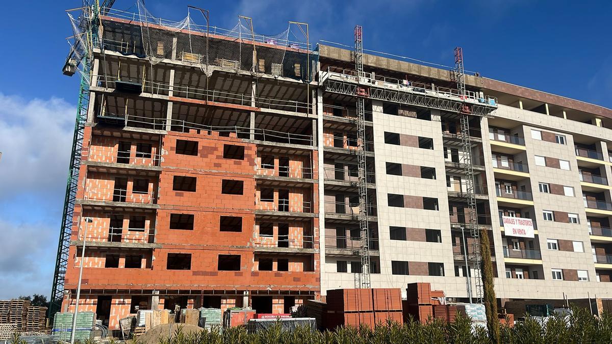 Edificio en construcción donde se produjo el suceso.