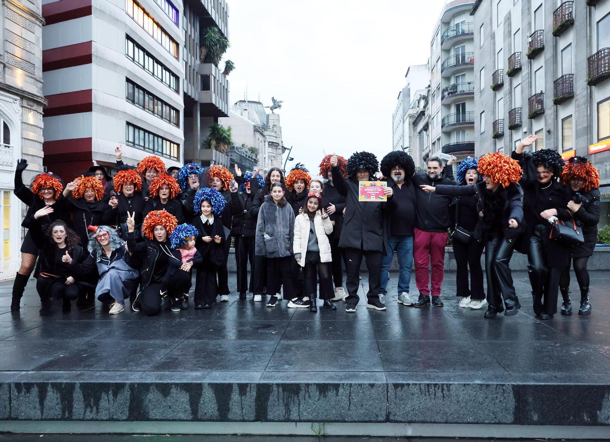 Comitiva fúnebre y premios del desfile finalizan el Carnaval en Vigo