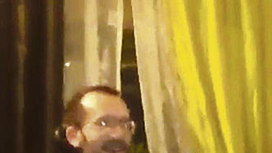 La jota de Pablo Echenique: &quot;Chúpame la minga, Dominga&quot;