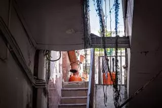 El edificio afectado por la explosión en el Poblenou no corre riesgo de colapso, pero necesitará obras de estabilización