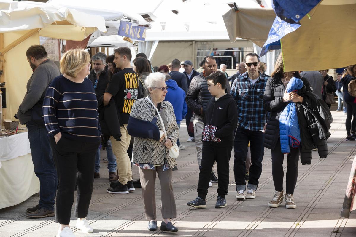 Ambiente en el Mercado Tradicional de San Isidro.