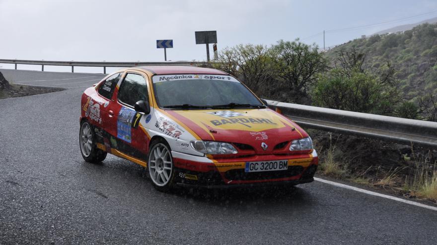 Juan José León y Taydía Santana ganan con brillantez el Gran Canaria Historic Rally