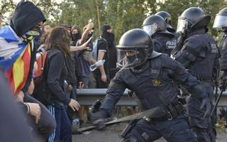 Los Mossos revisarán 15 actuaciones de agentes durante los altercados