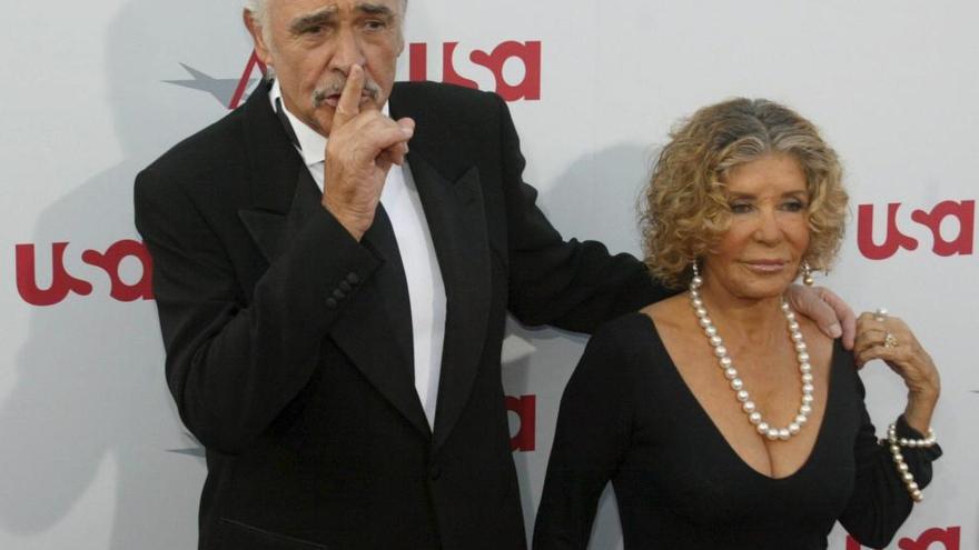 Sean Connery y su esposa, Micheline, a la que se ha abierto juicio oral.