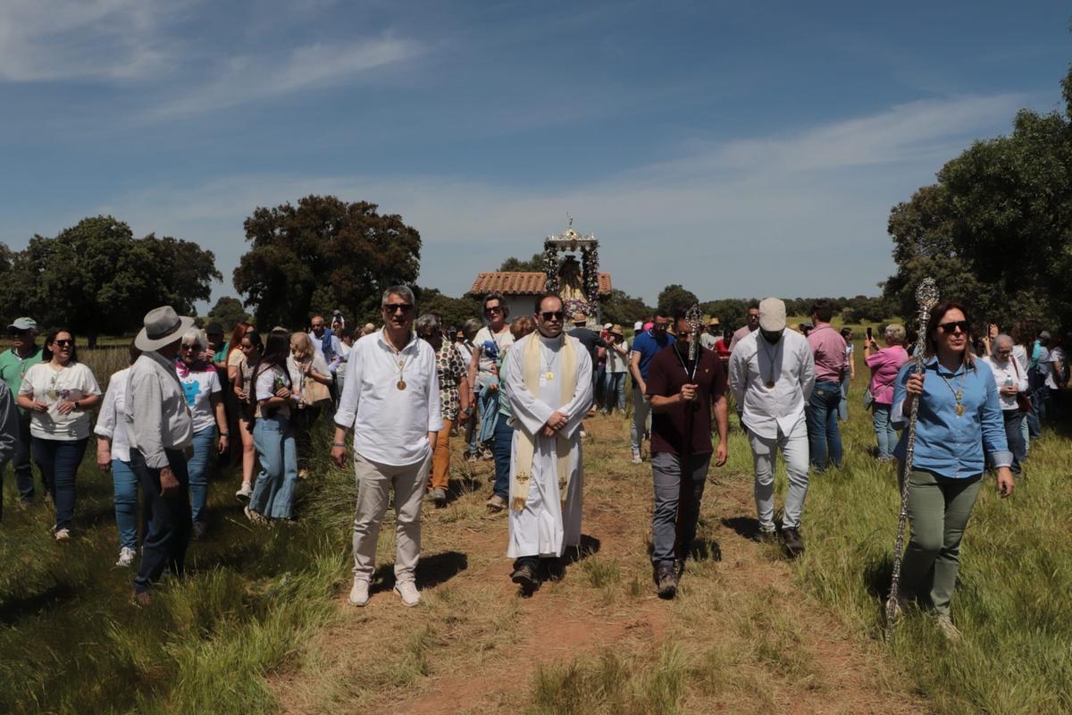 Hinojosa celebra la romería de la Virgen de la Antigua Coronada