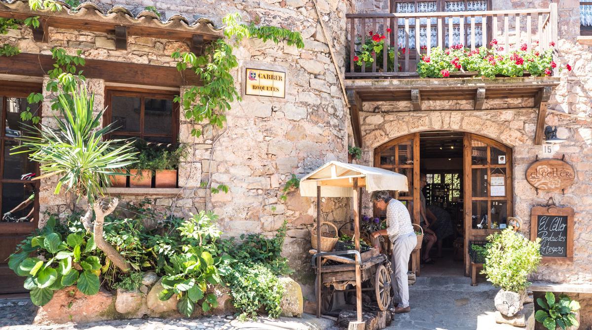 Una de las casas de piedra de Mura.