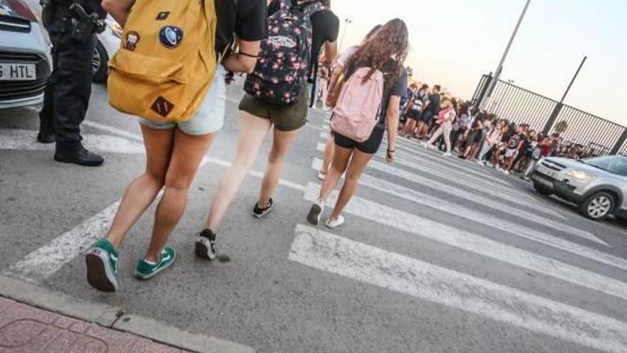 El IES Torrevigía revisará su norma sobre vestimenta tras la polémica de los «shorts»